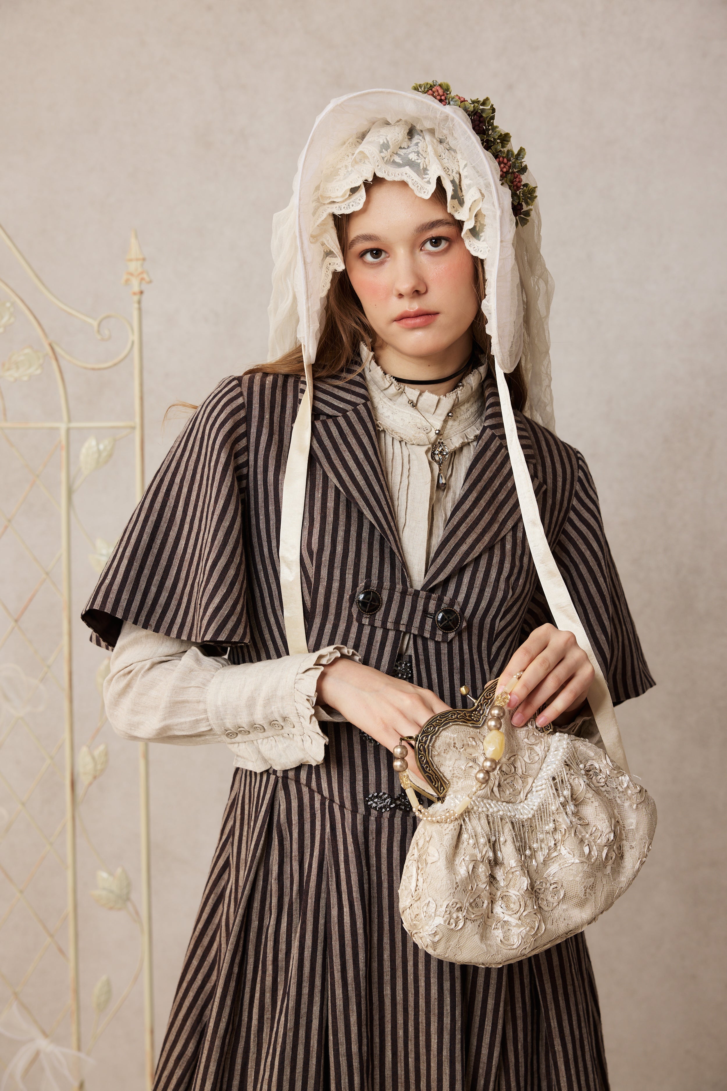 Clarise 22 |Retro Linen Skirt & Cape (2 pieces)