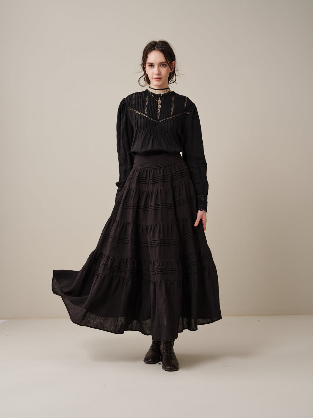 Alice 12 |  Pintuck Linen Maxi Skirt