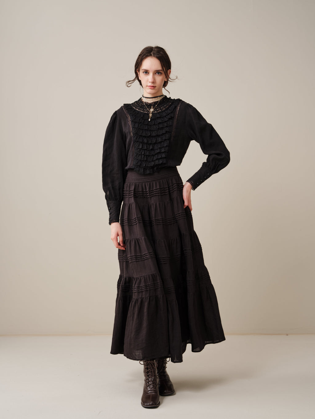 Alice 12 |  Pintuck Linen Maxi Skirt