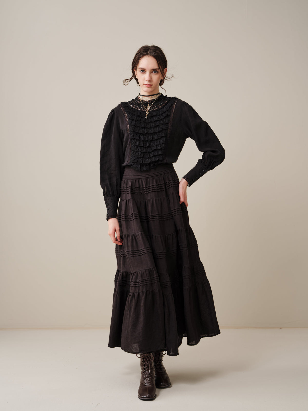 Alice 12 |  Pintuck Linen Maxi Skirt