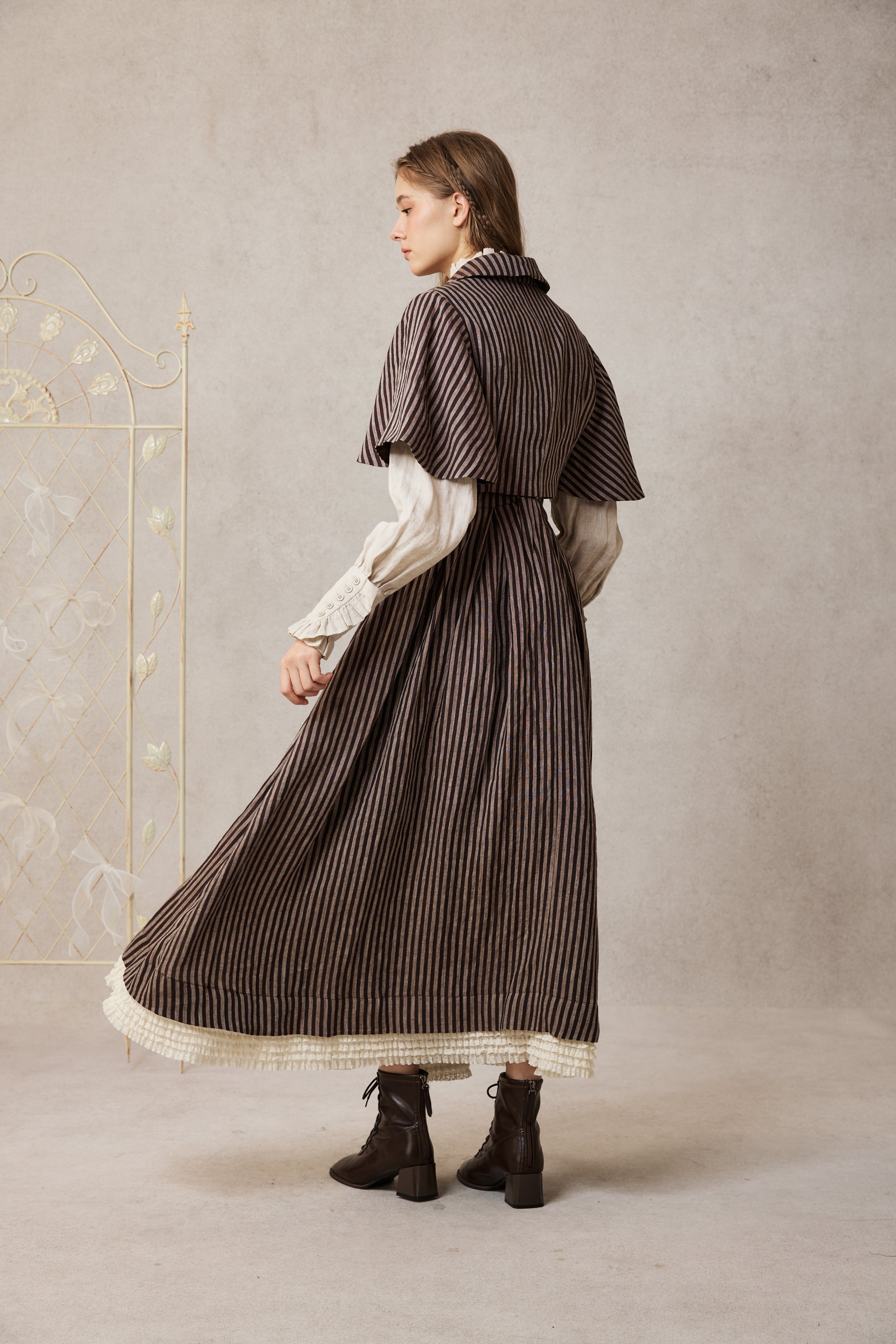 Clarise 22 | Retro Linen Skirt