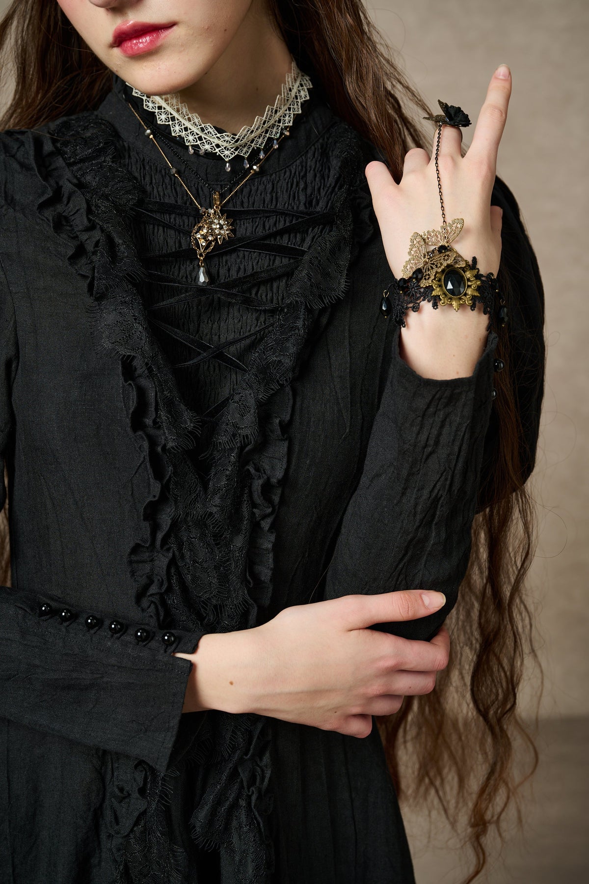 Elizabeth 15 | Victorian Linen Dress