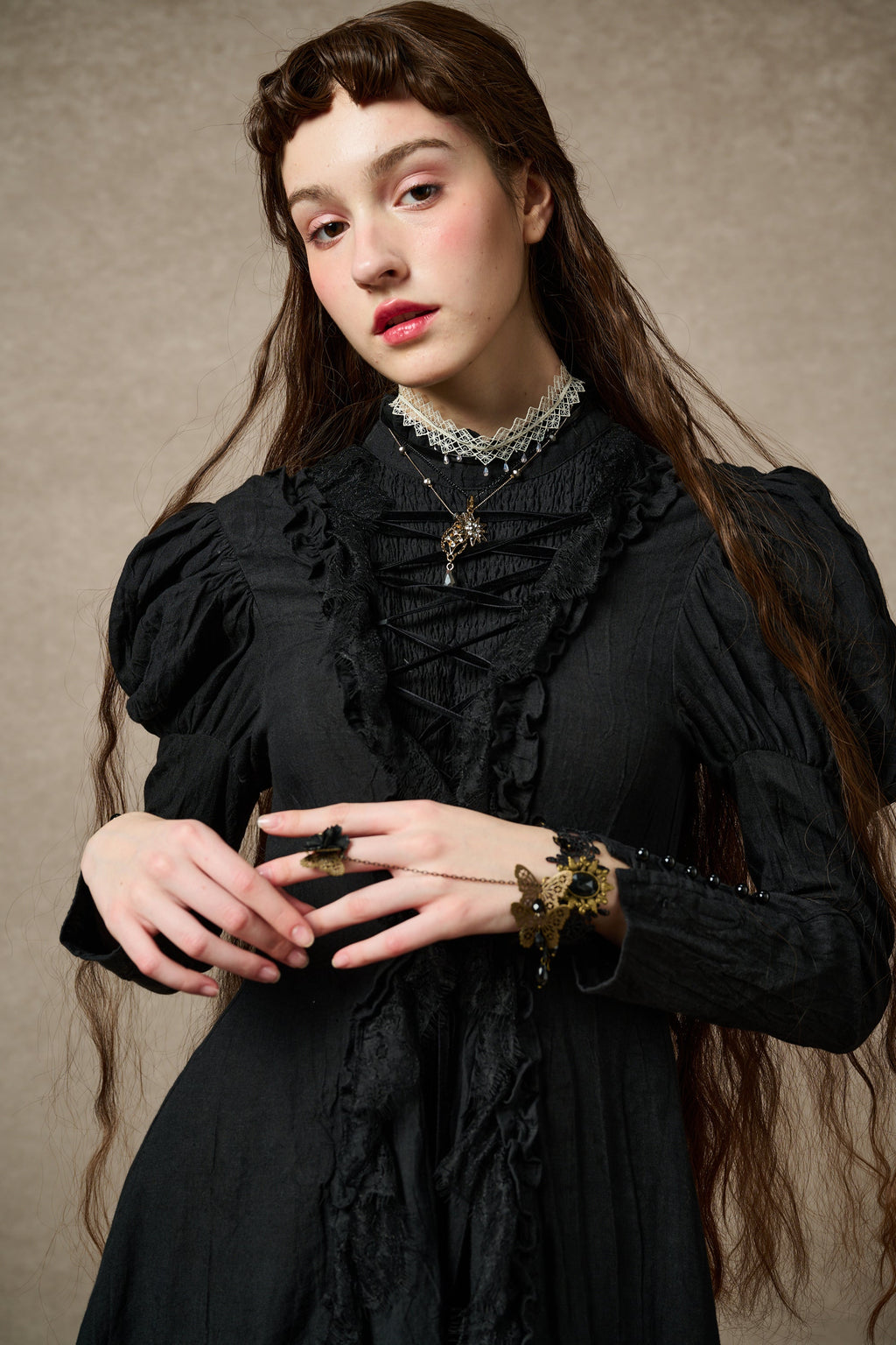 Elizabeth 15 | Victorian Linen Dress