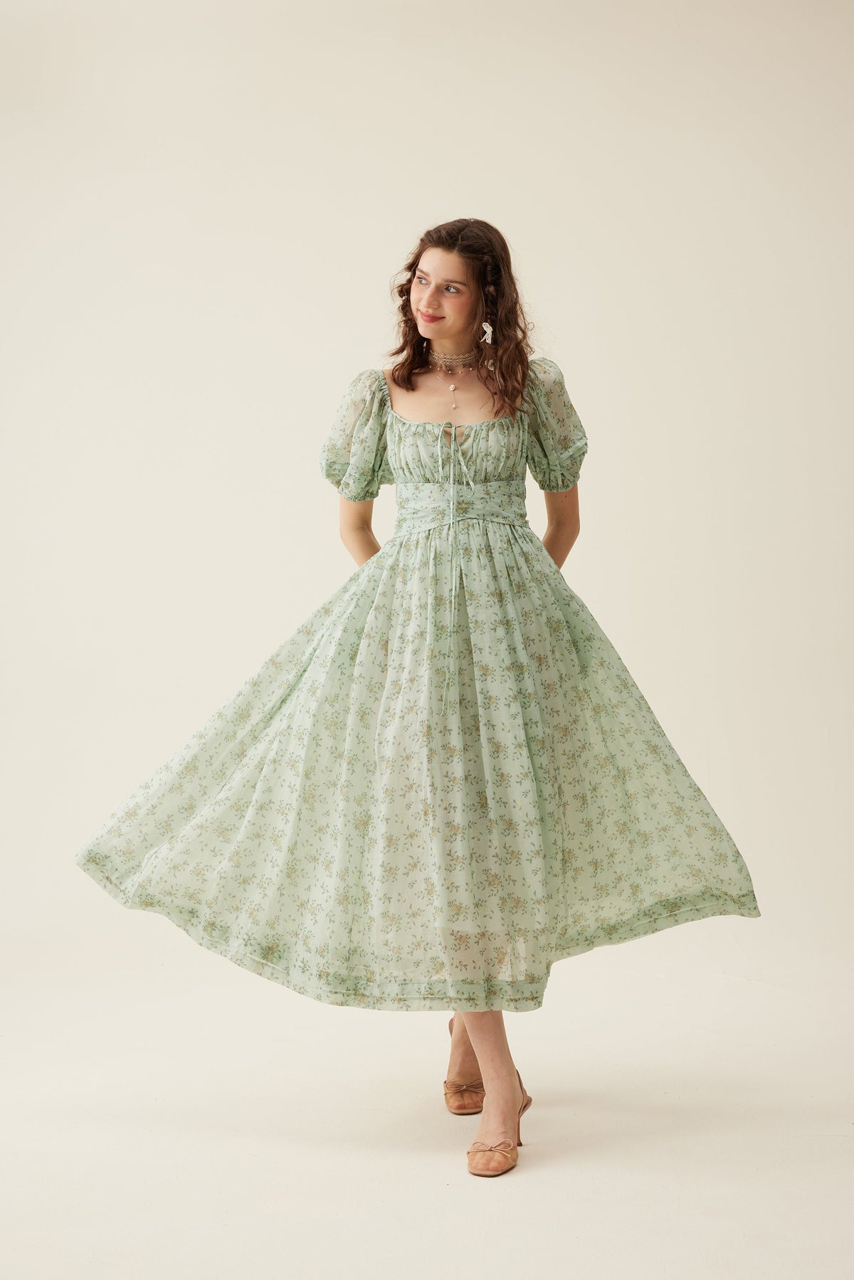Alice 19 | Floral linen dress