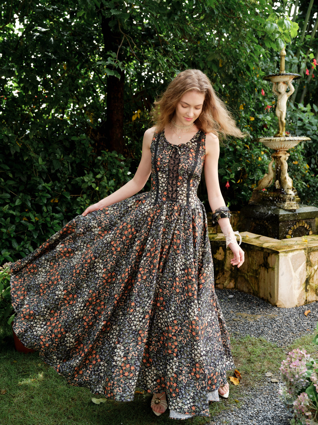Vanille 18 | Jane’s Garden Dress