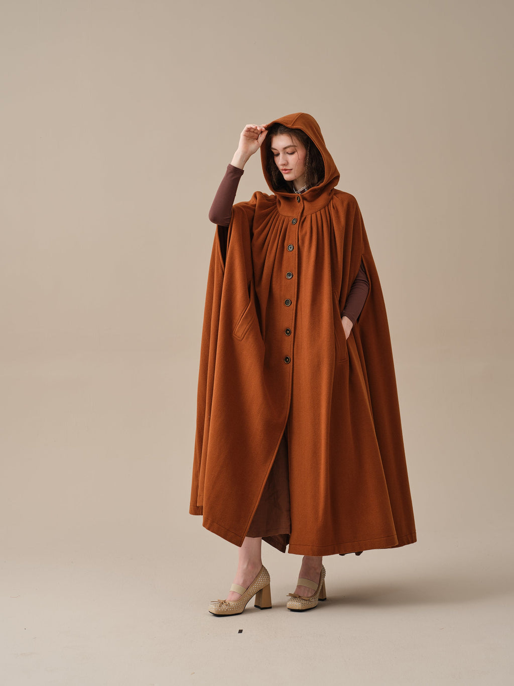 ARIEL 14 | HOODED WOOL CLOAK COAT