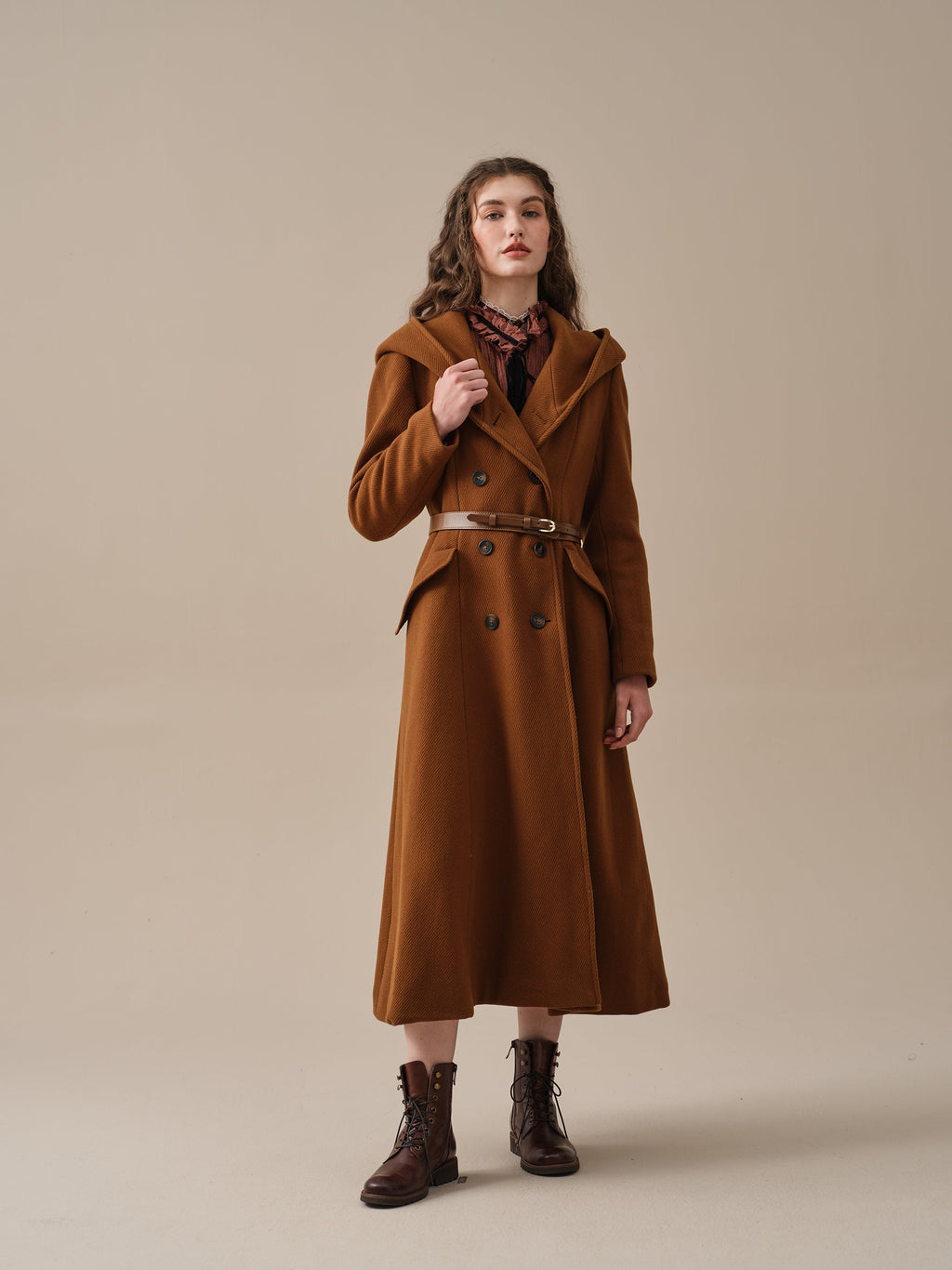 Trista 24 | 100% twill wool hooded coat