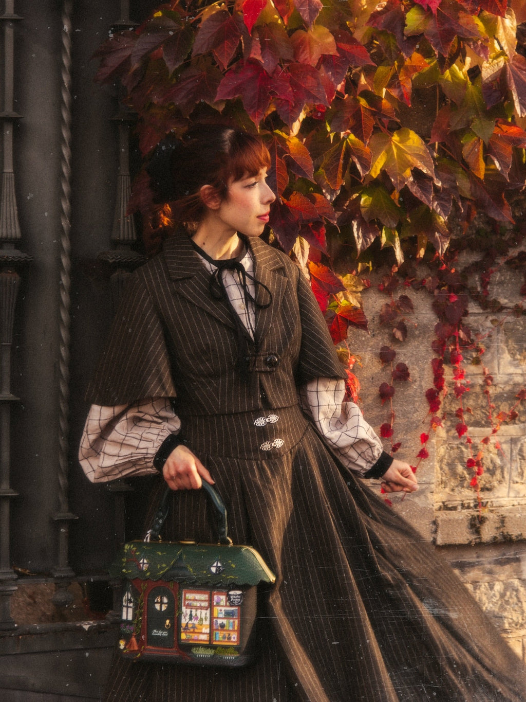 Clarise 22 |Retro Wool Skirt & Cape (2 pieces)