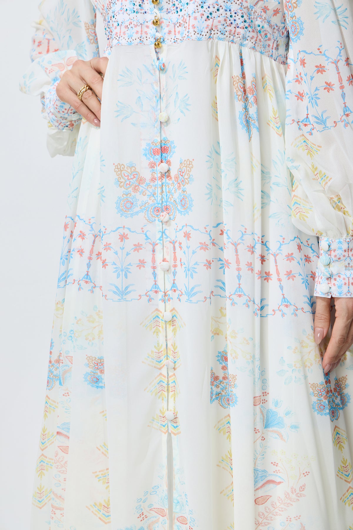 Morning Wanderer White Floral Print V-Neck Maxi Dress