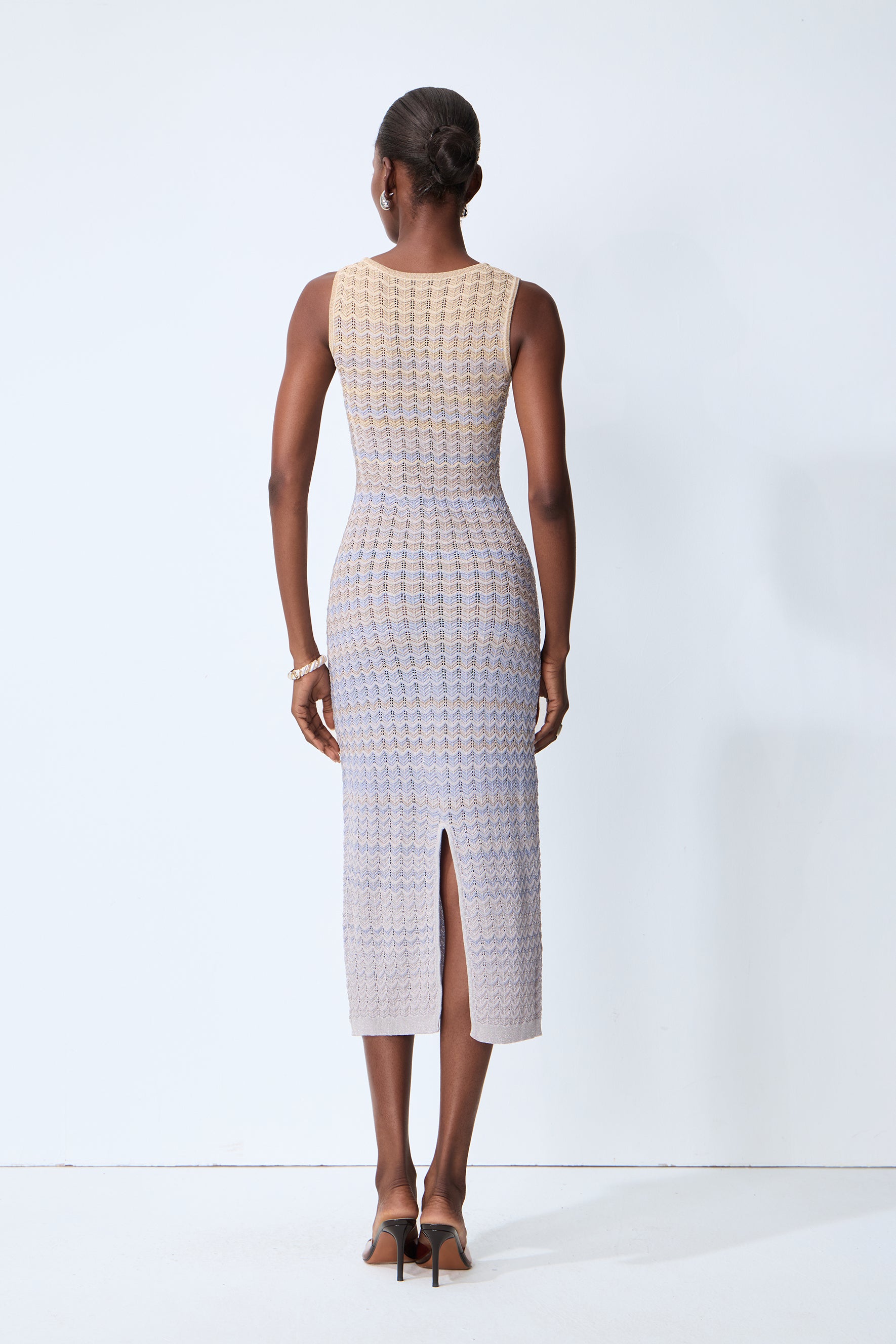 Sweetest Feeling Blue Sleeveless Chevron Knit Midi Dress