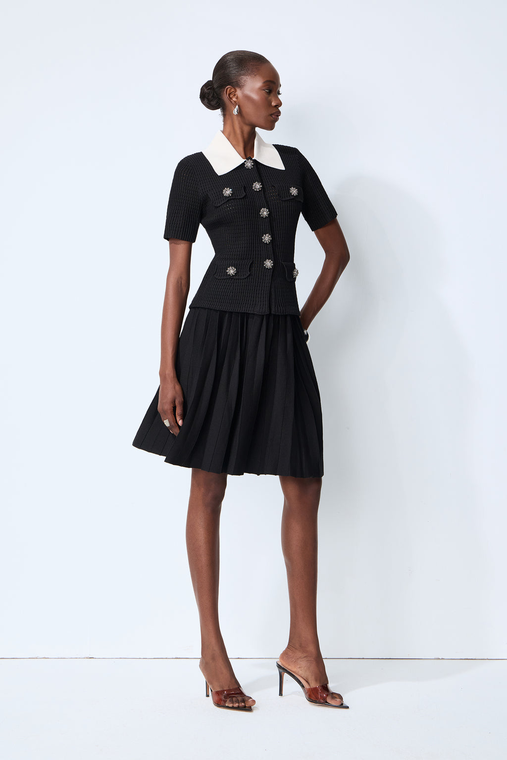 Simple Look Black Contrast Collar Knit Top & Pleated Skirt Set