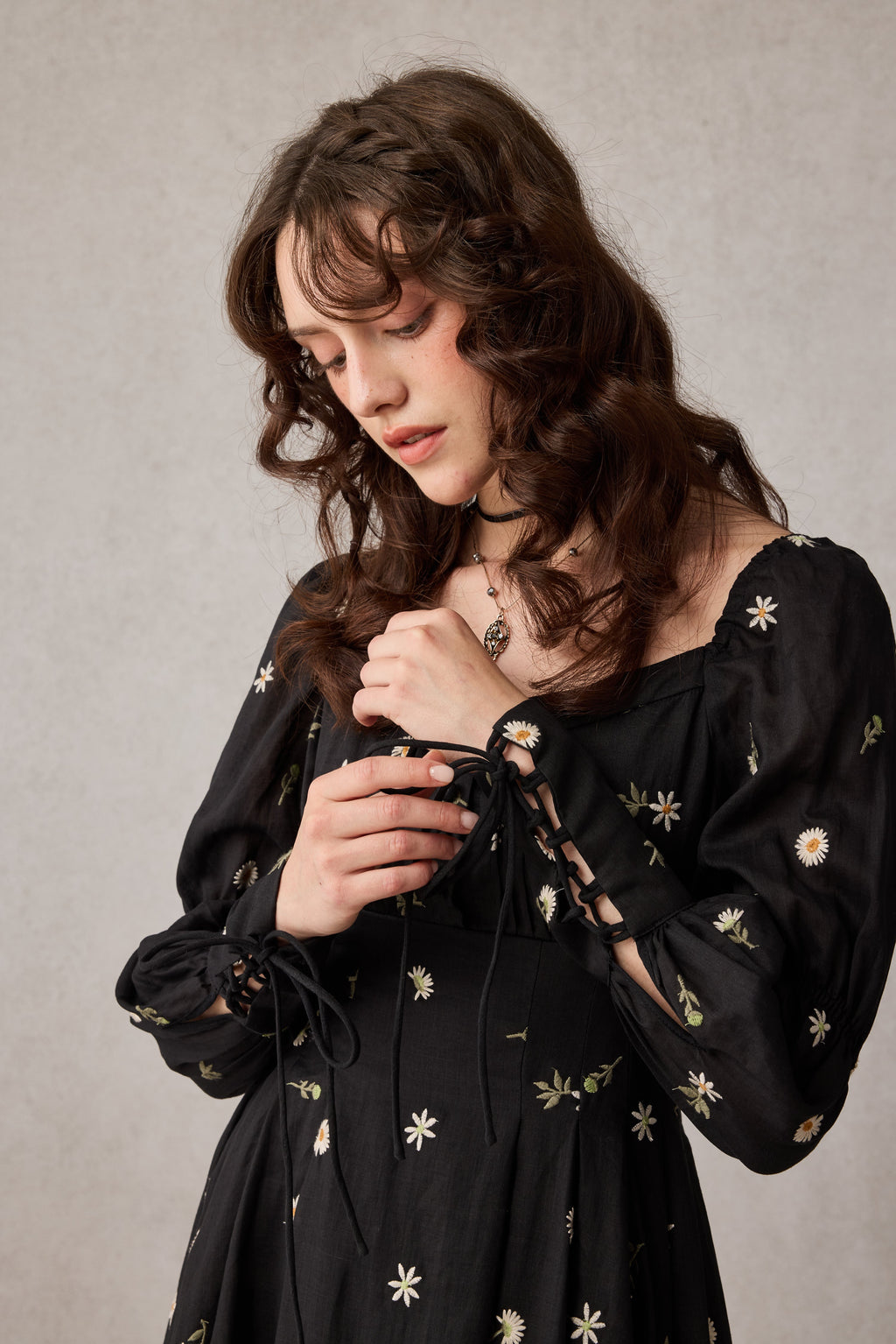 PHOENIX 24 | REGENCY LACE-UP LINEN DRESS