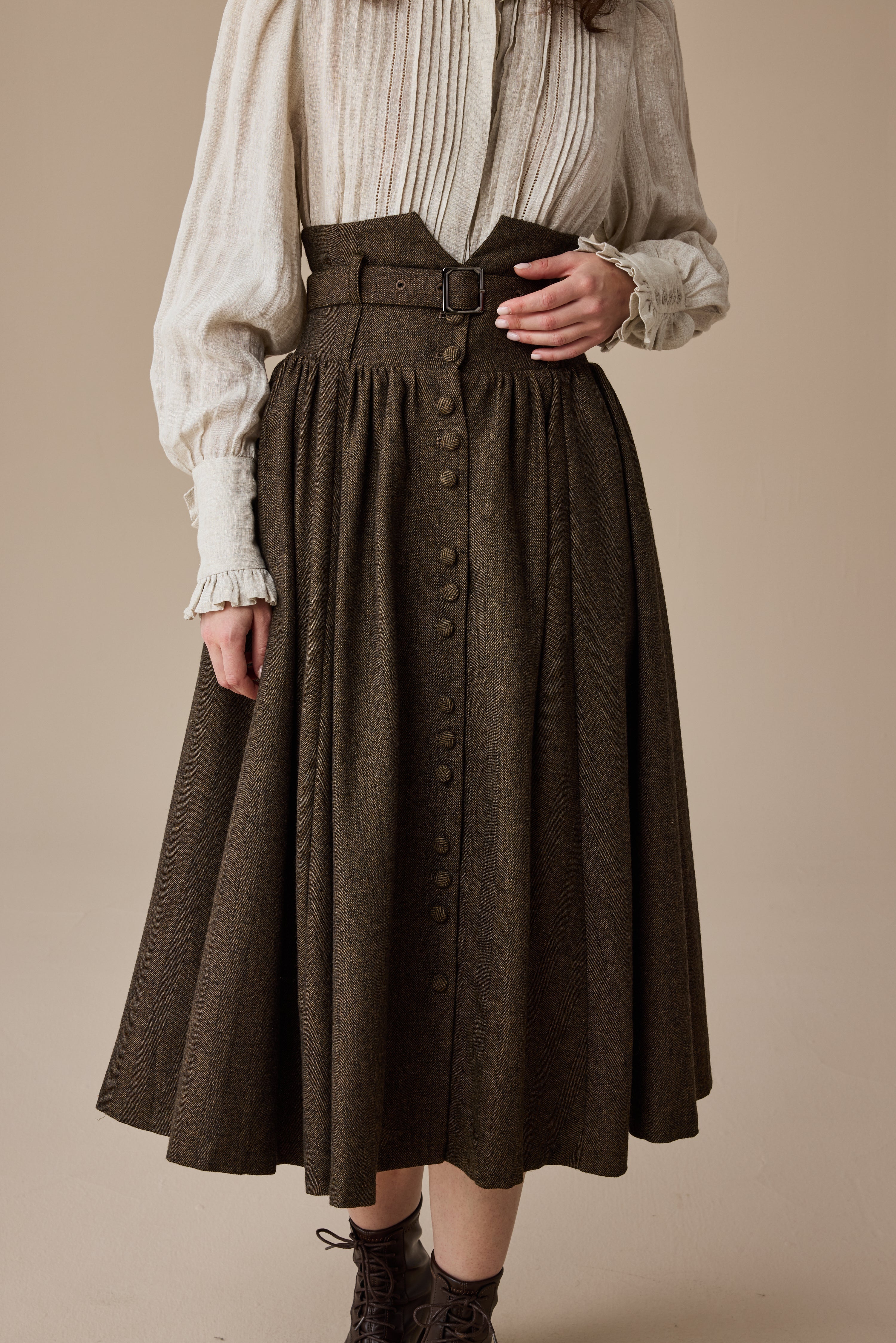 Bette 28 | Retro Belted Wool Skirt