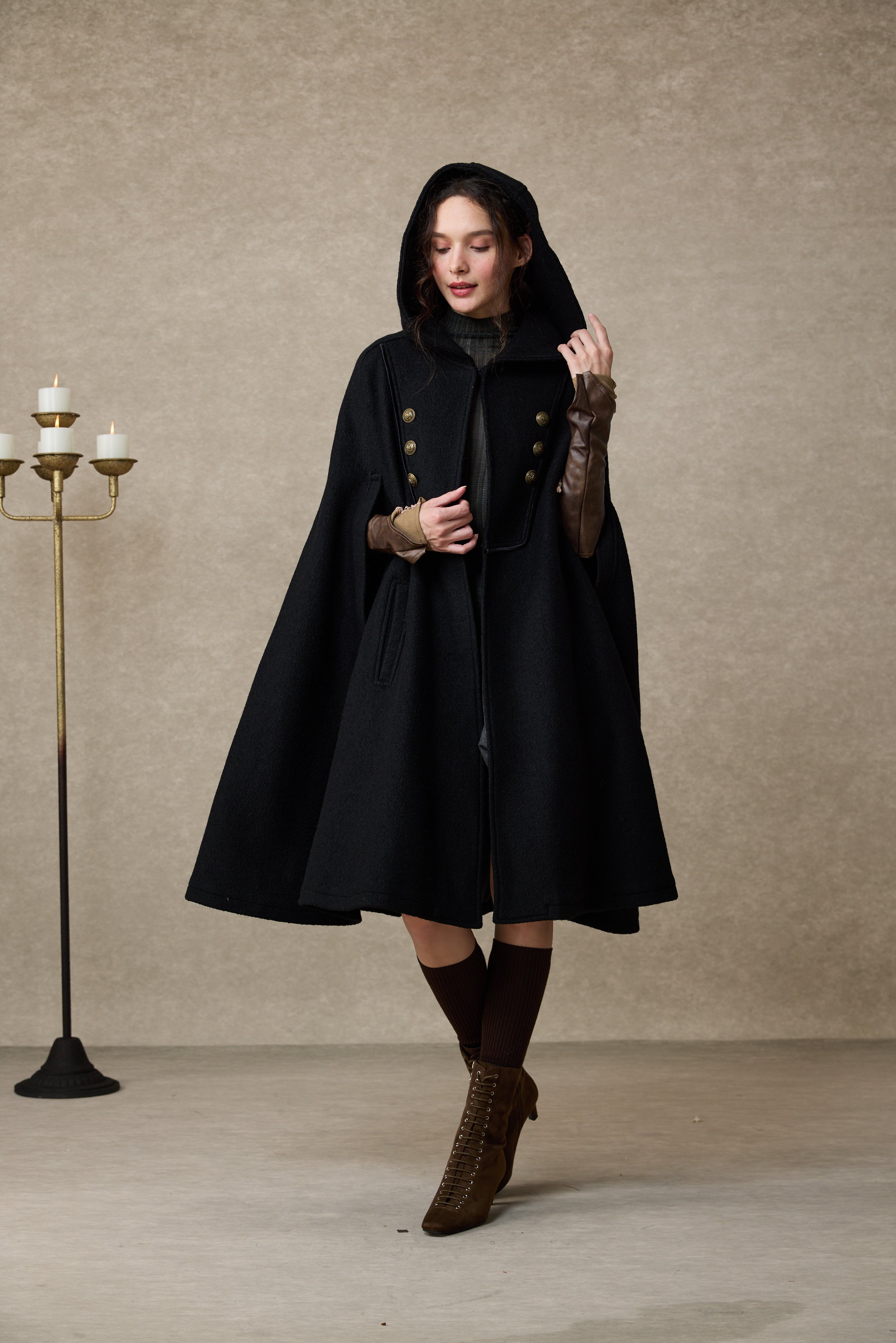 Briar 33 | 100% Wool Hooded Cape Coat
