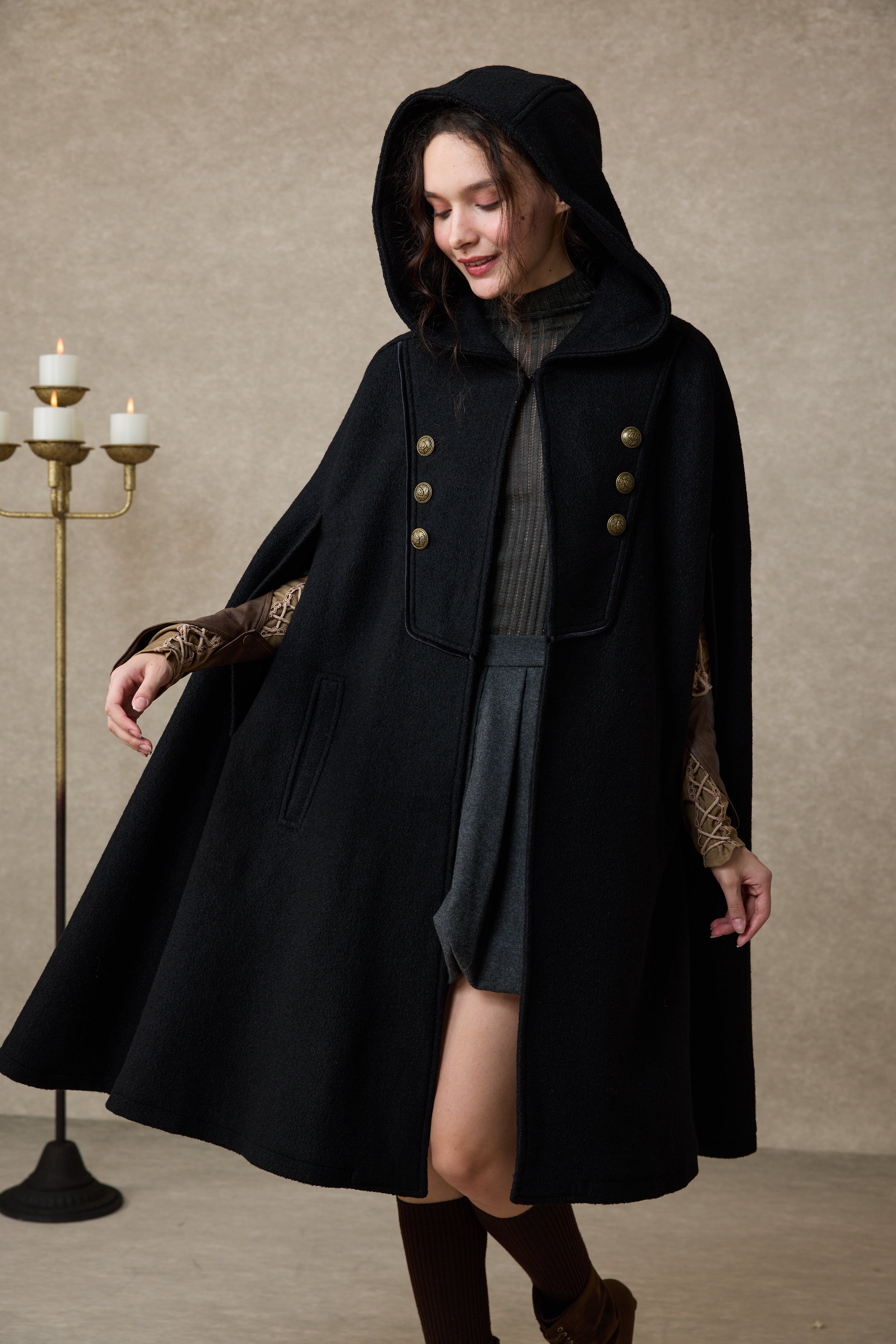 Briar 33 | 100% Wool Hooded Cape Coat