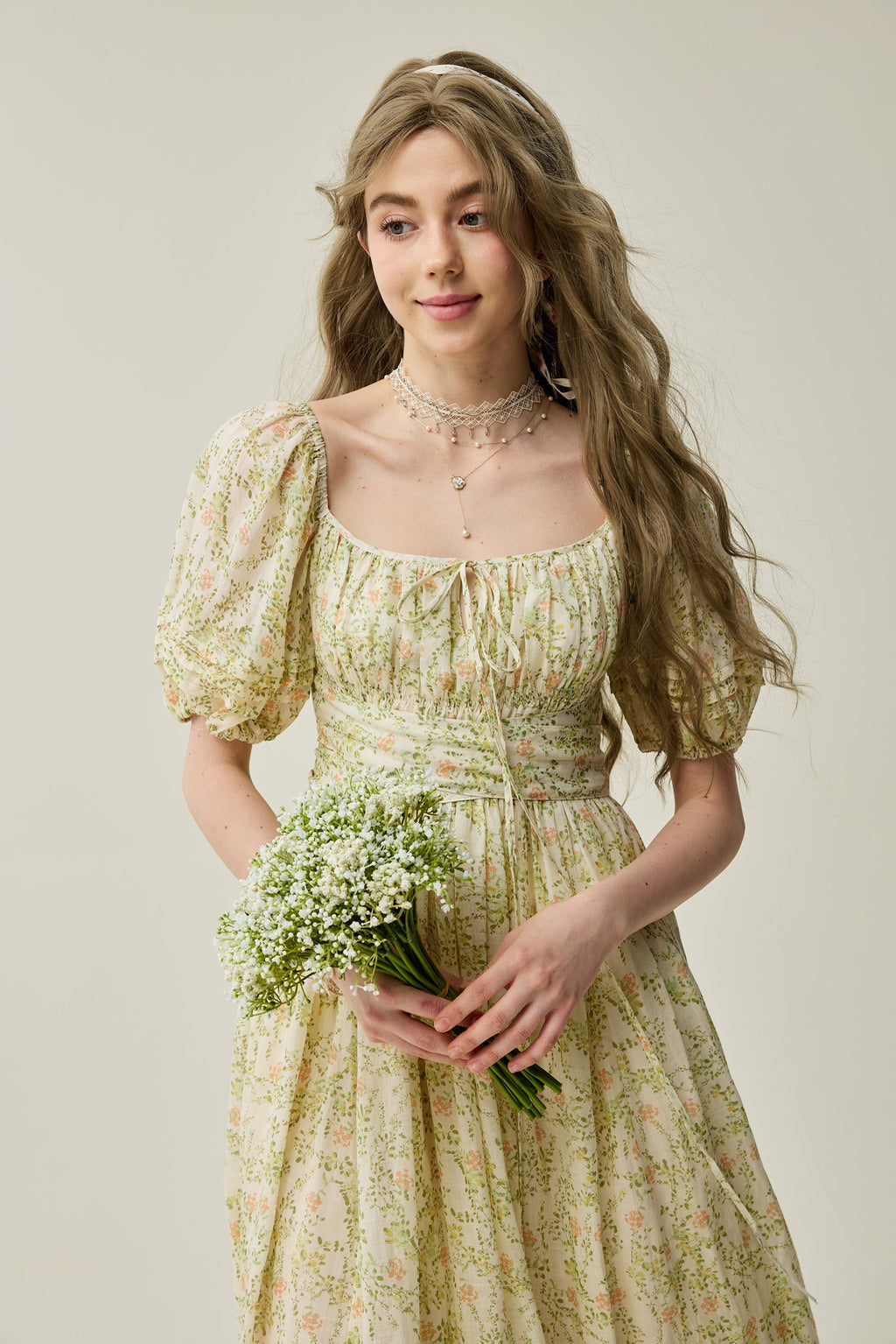 Alice 19 | Floral linen dress