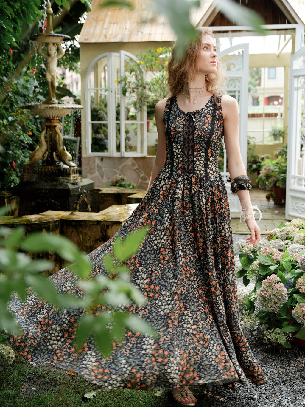 Vanille 18 | Jane’s Garden Dress