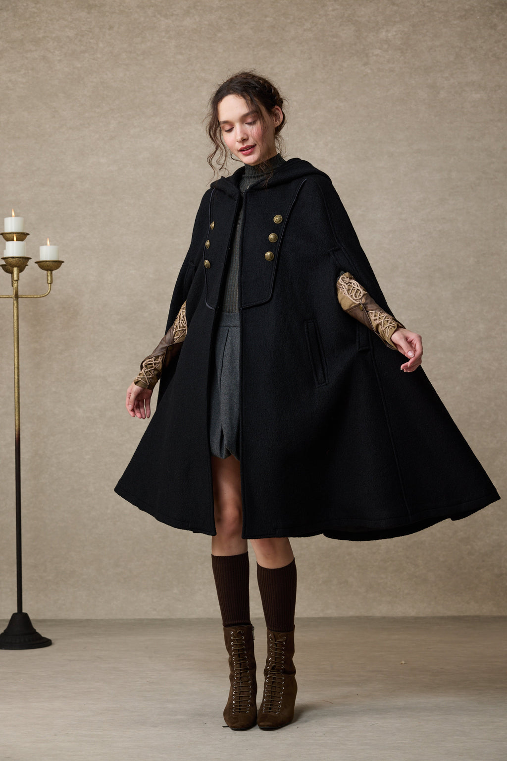 Briar 33 | 100% Wool Hooded Cape Coat