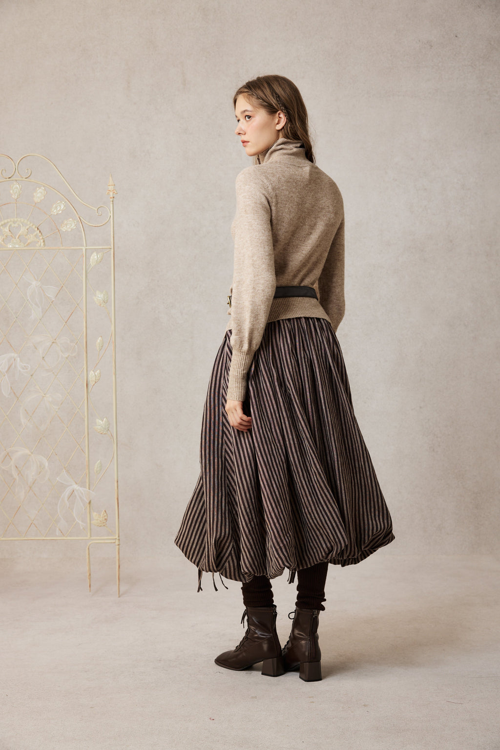 Camellia Bubble 22 | Drawstring Bubble Linen Skirt