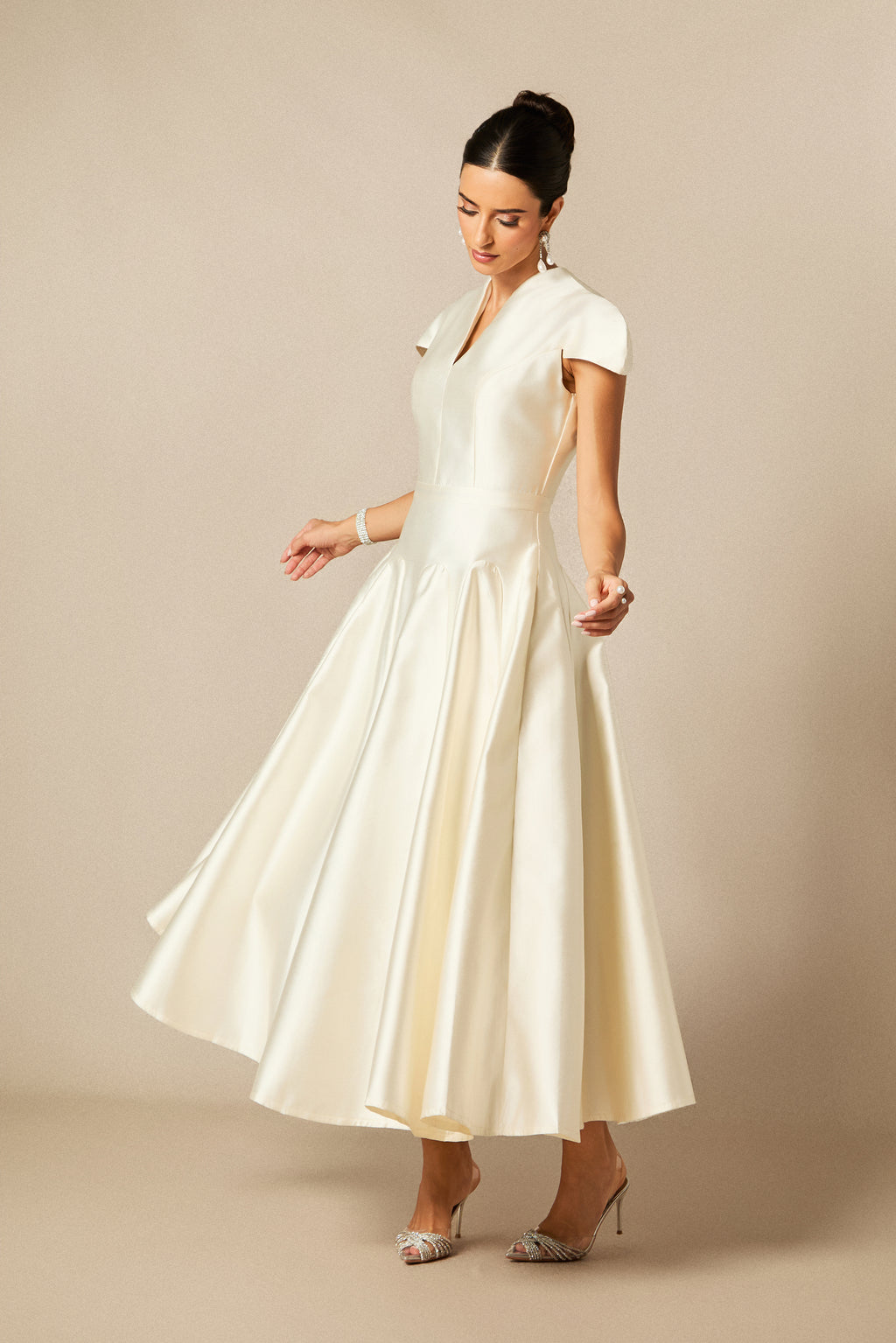 Tiana Cap Sleeve V-Neck Satin Midi Dress