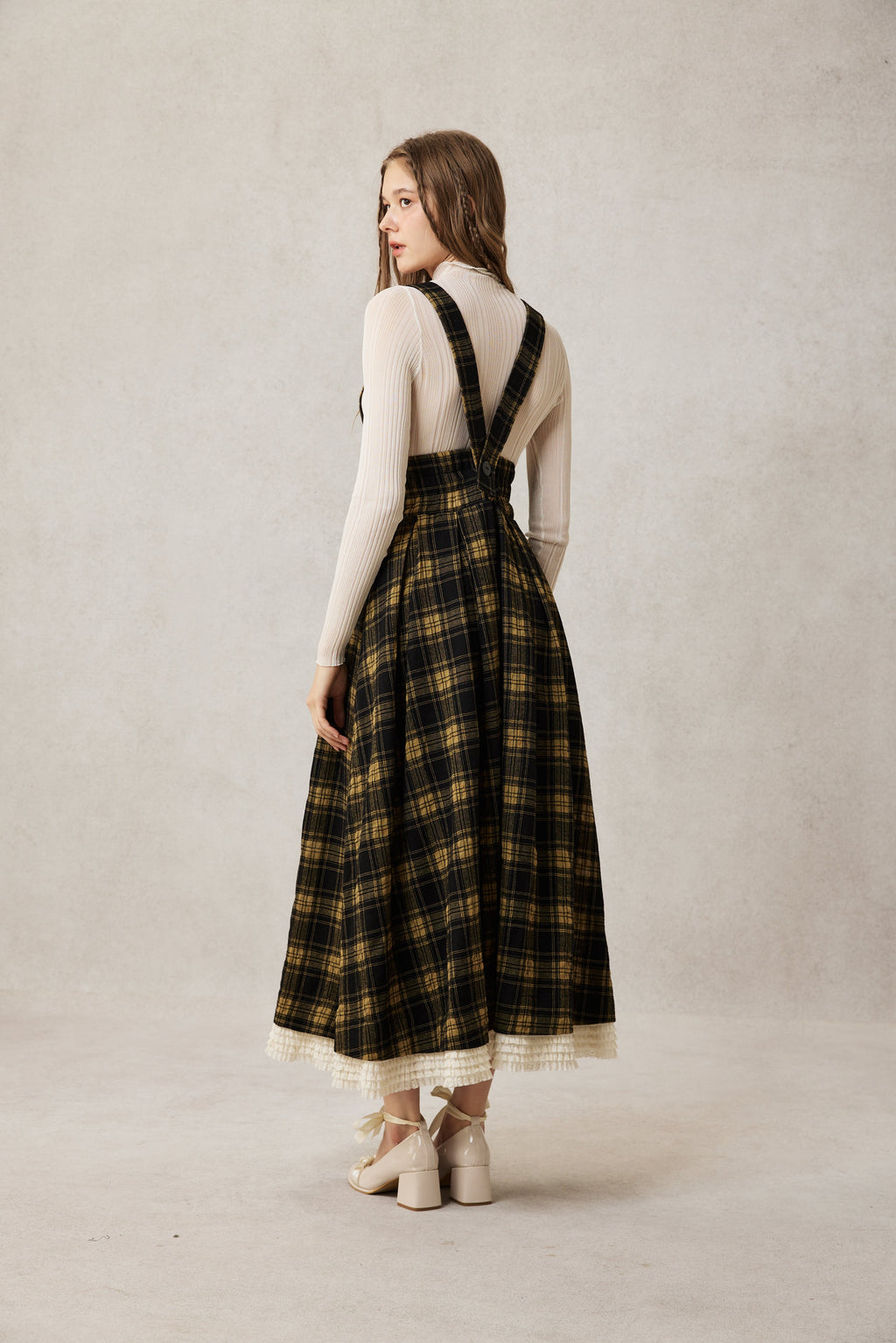 Clarise 22 |Retro Wool Skirt & Cape (2 pieces)