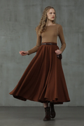 The Soft Lawn 12 | Midi Wool Skirt