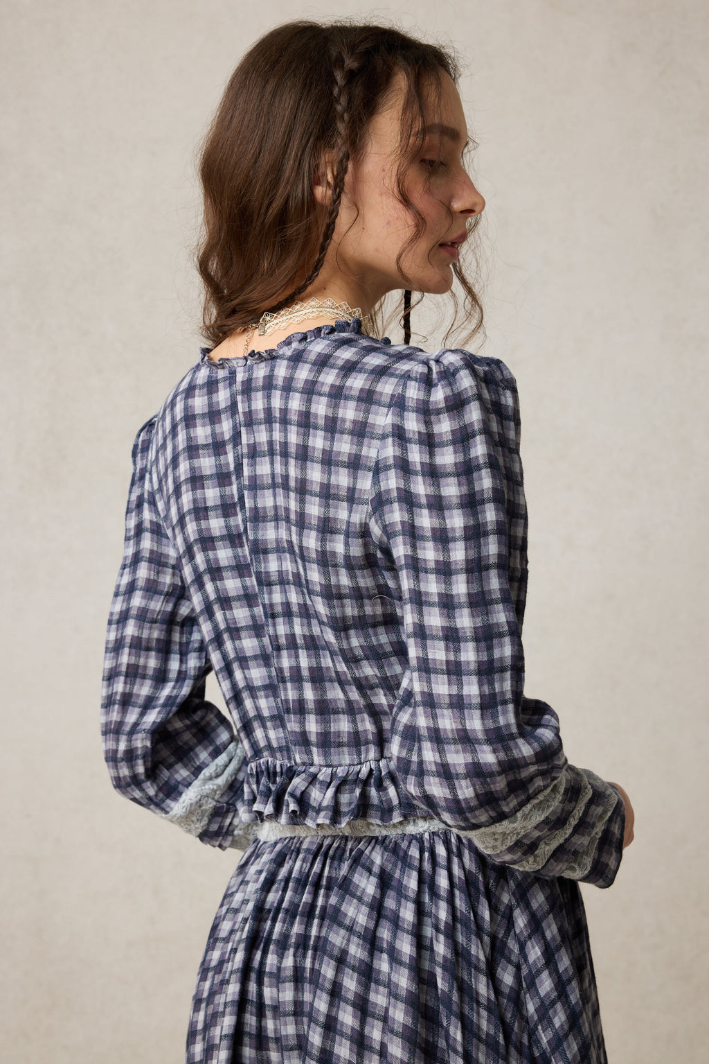 Rosewood 17 | Lace Linen Dress Gown