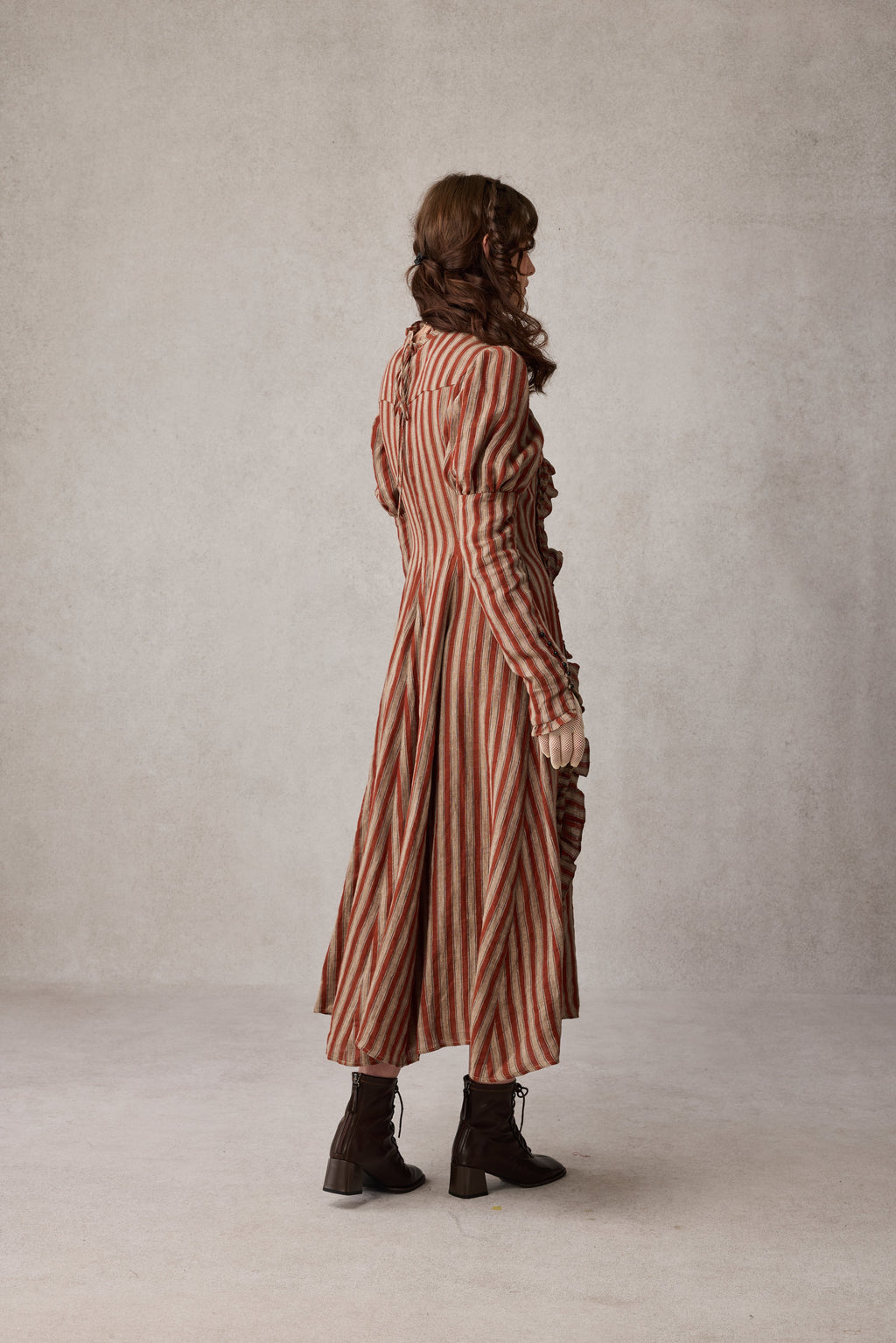 Elizabeth 15 | Victorian Linen Dress