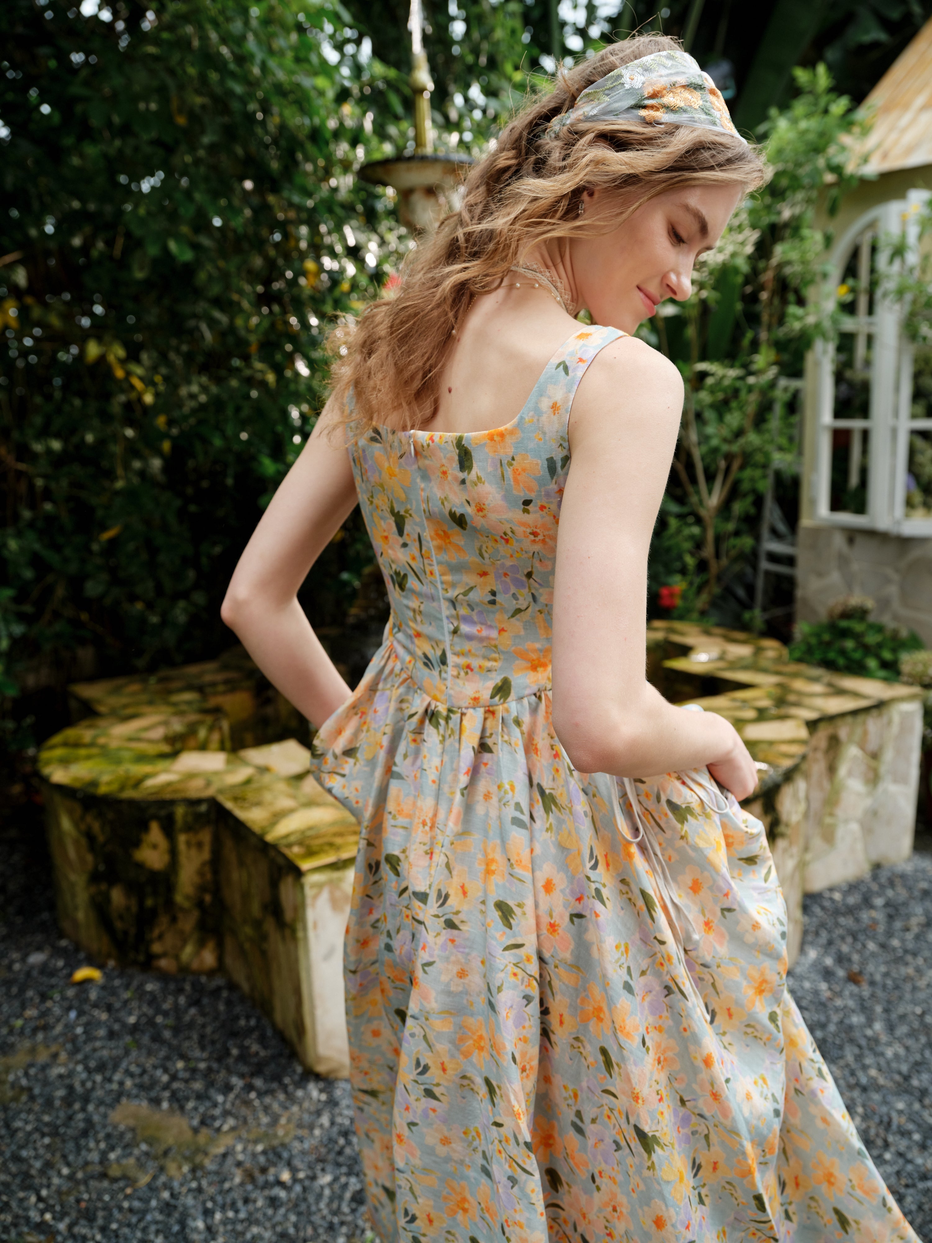 Adelia 17 | lace up daisy linen dress