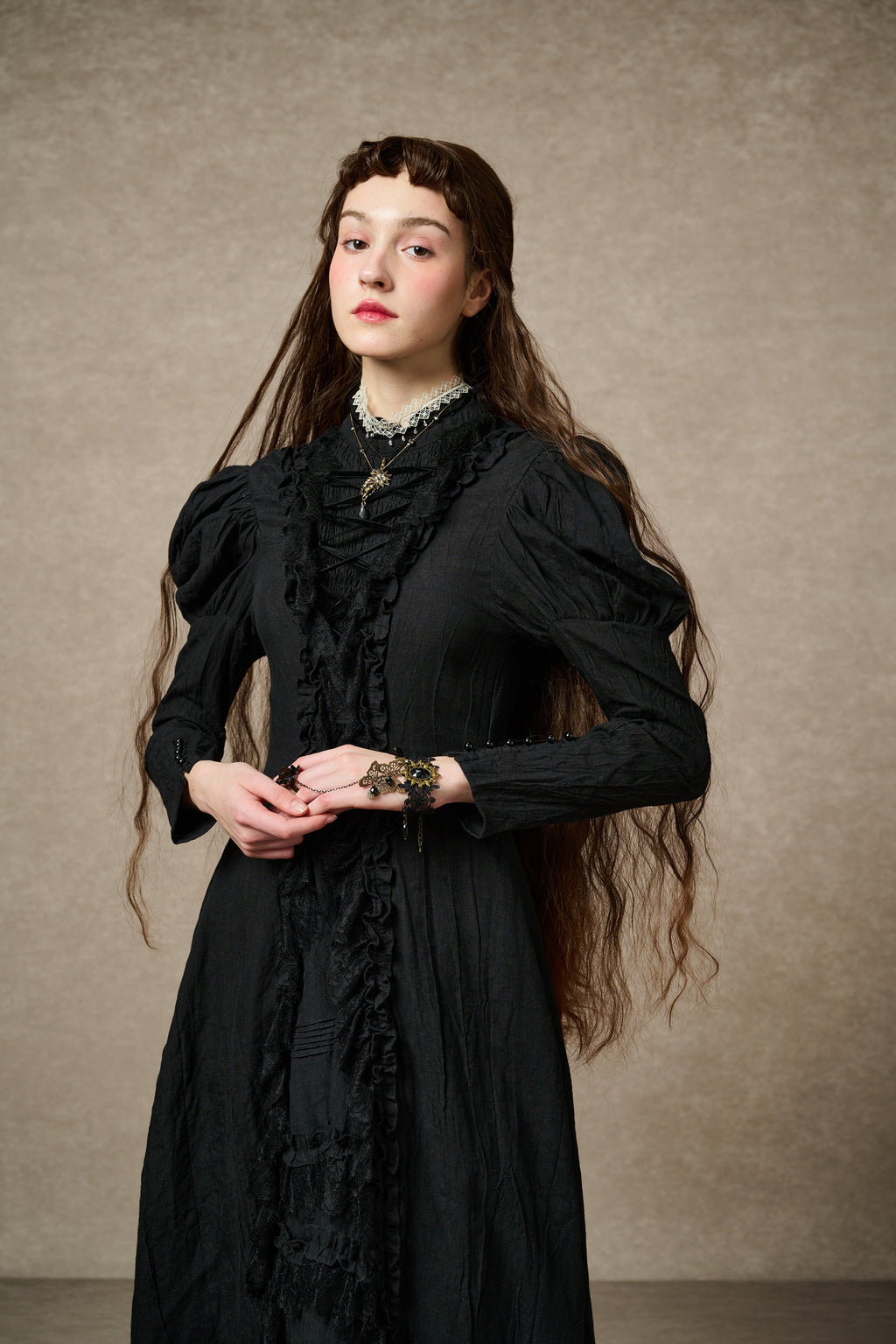 Elizabeth 15 | Victorian Linen Dress
