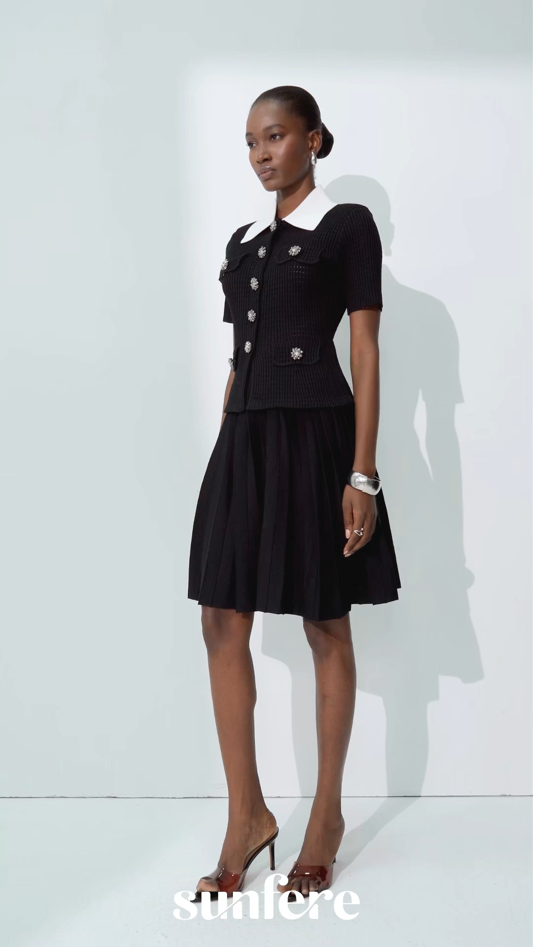 Simple Look Black Contrast Collar Knit Top & Pleated Skirt Set
