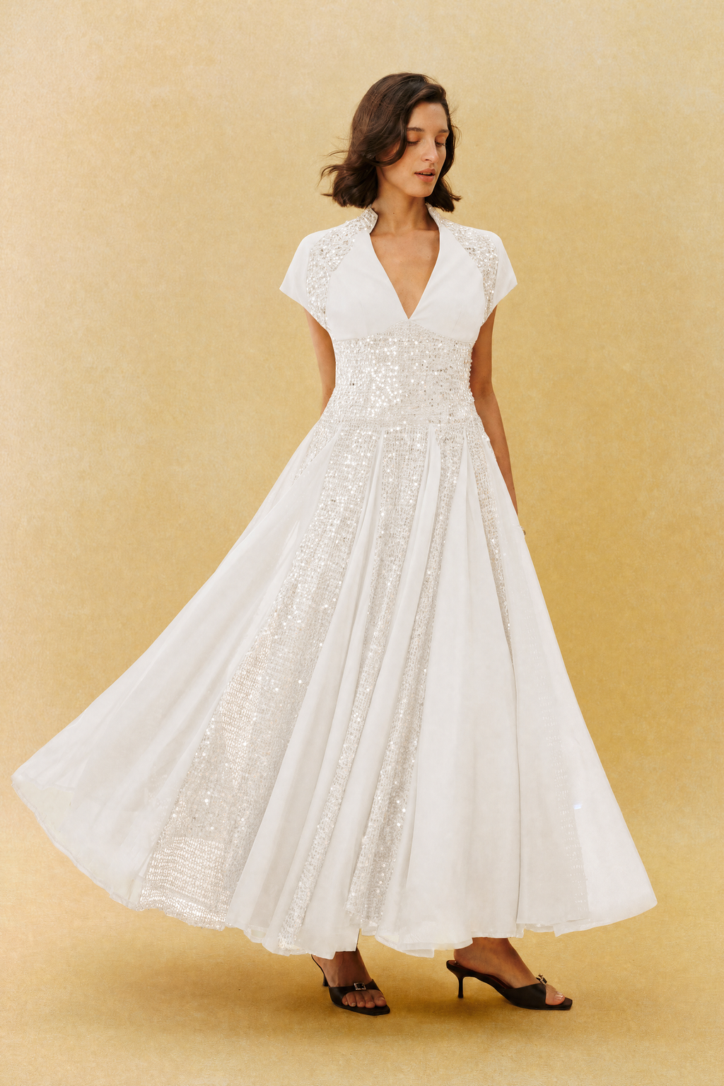 Just Enough White Sequin V Neck Cap Sleeve Maxi Dress
