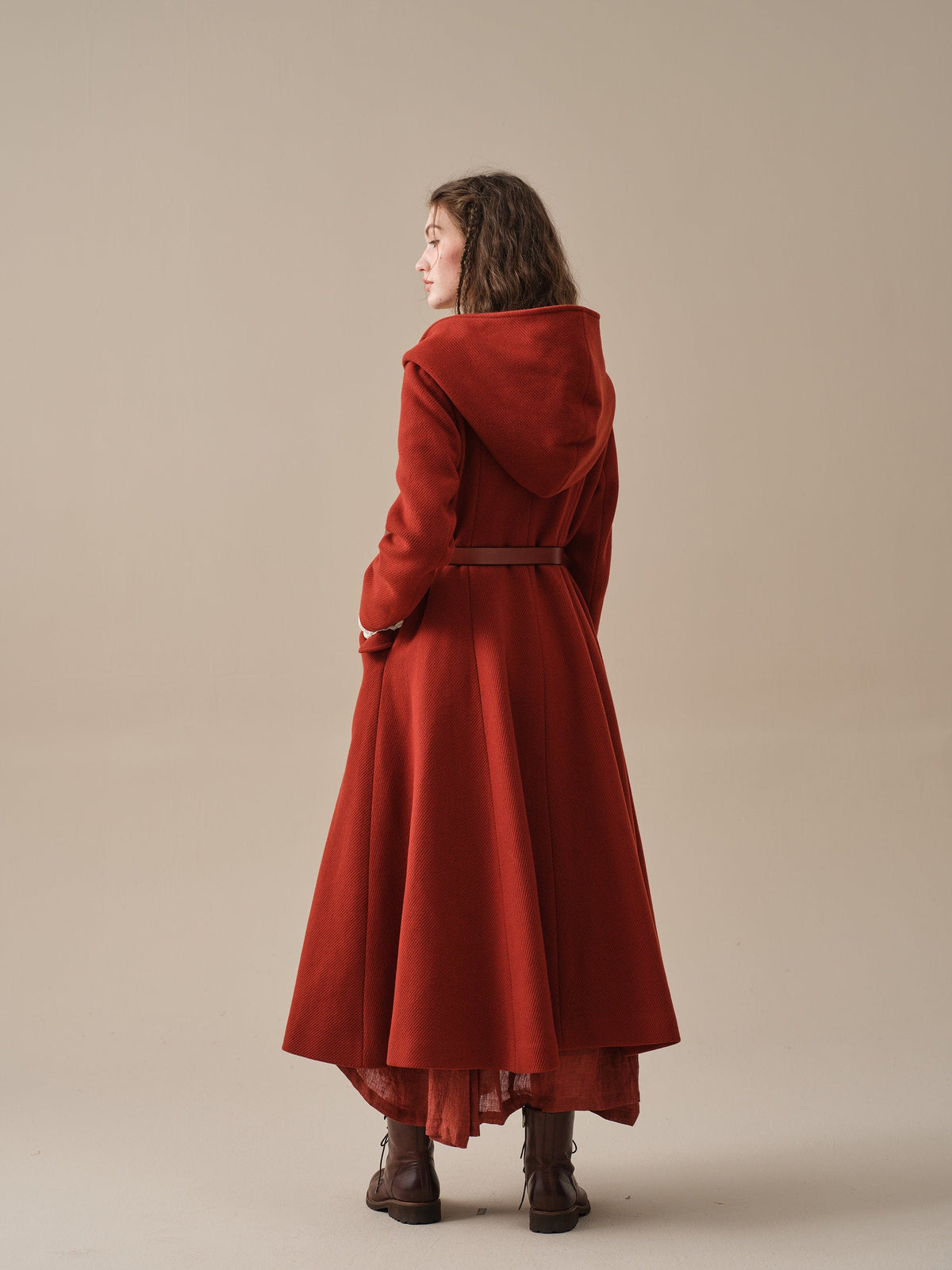 Trista 24 | 100% twill wool hooded coat