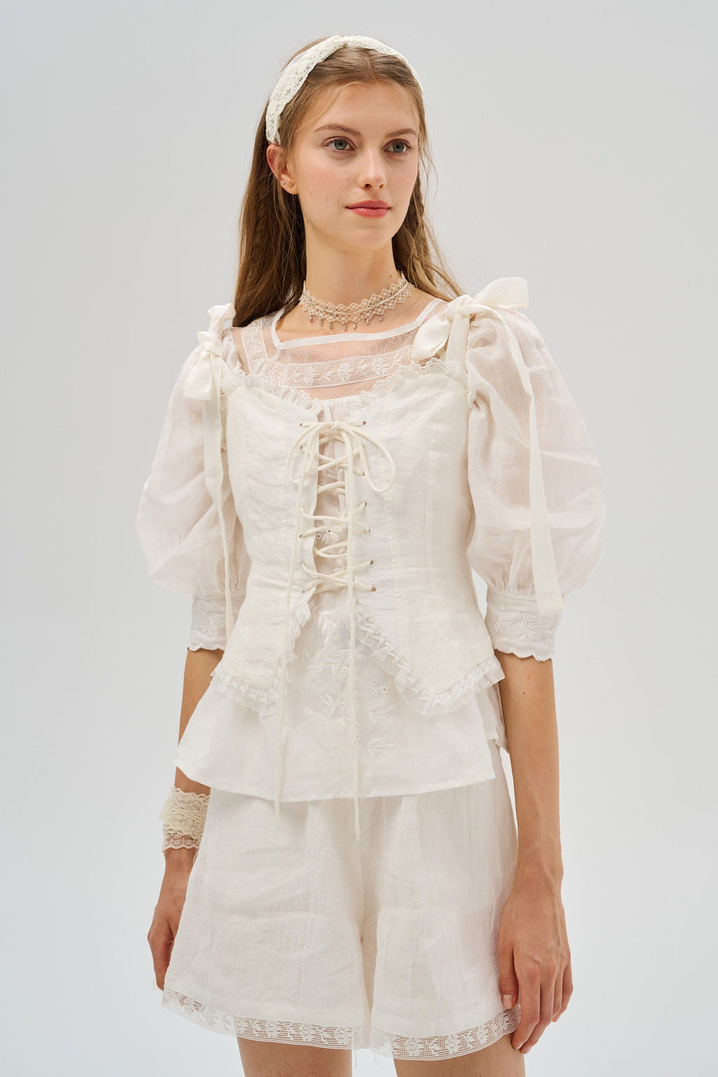 Canna 34 | 100% Linen Short with lace