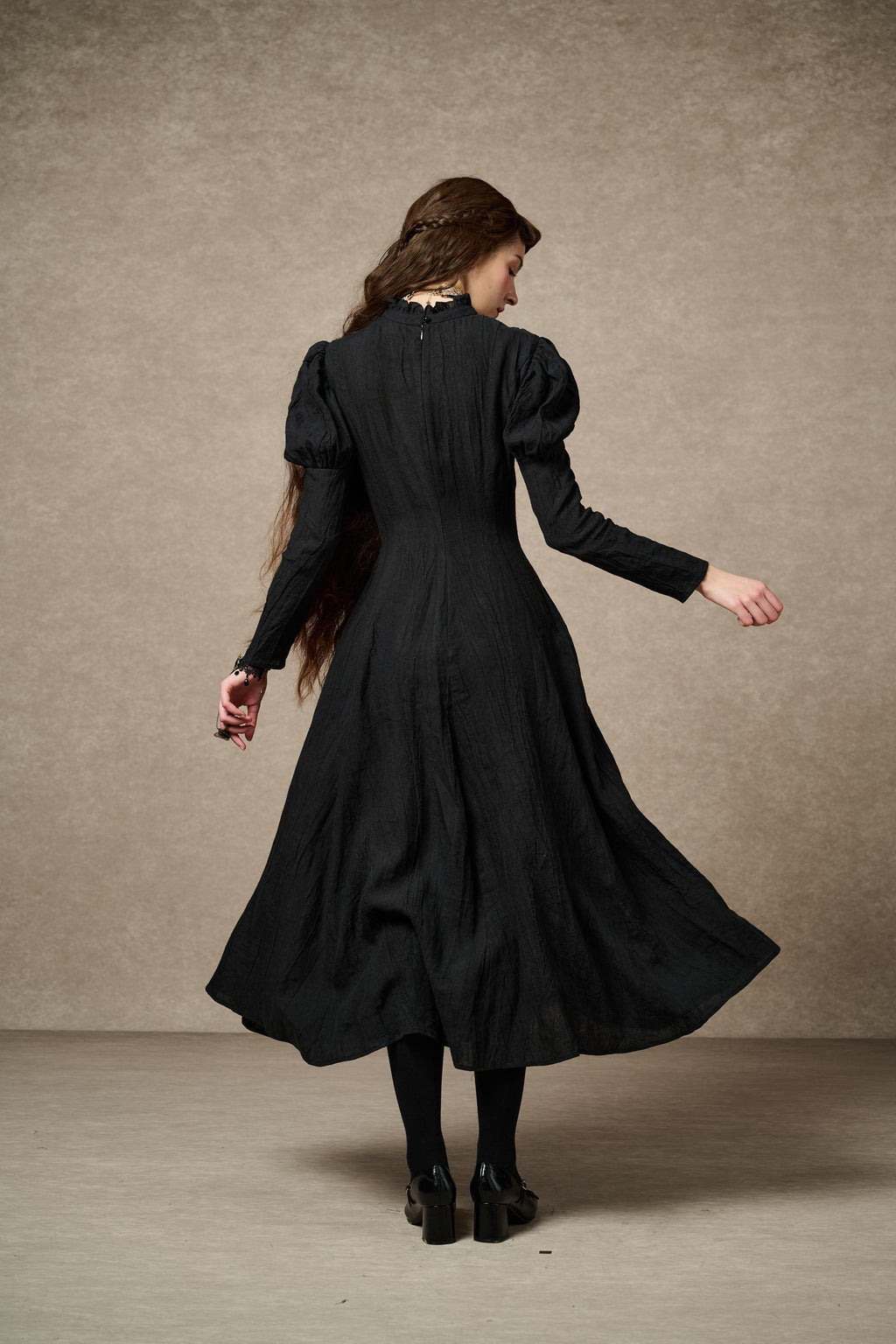 Elizabeth 15 | Victorian Linen Dress